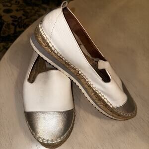 Renvy Leather Silver White Espadrille Slip On Flat Platform Shoes EU 39/US 9